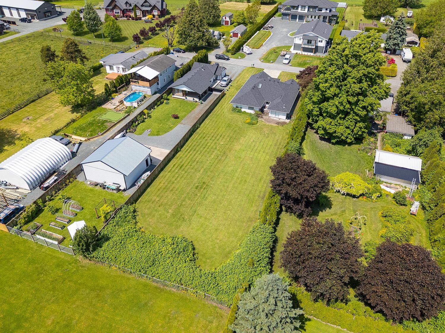 Listing Image 12