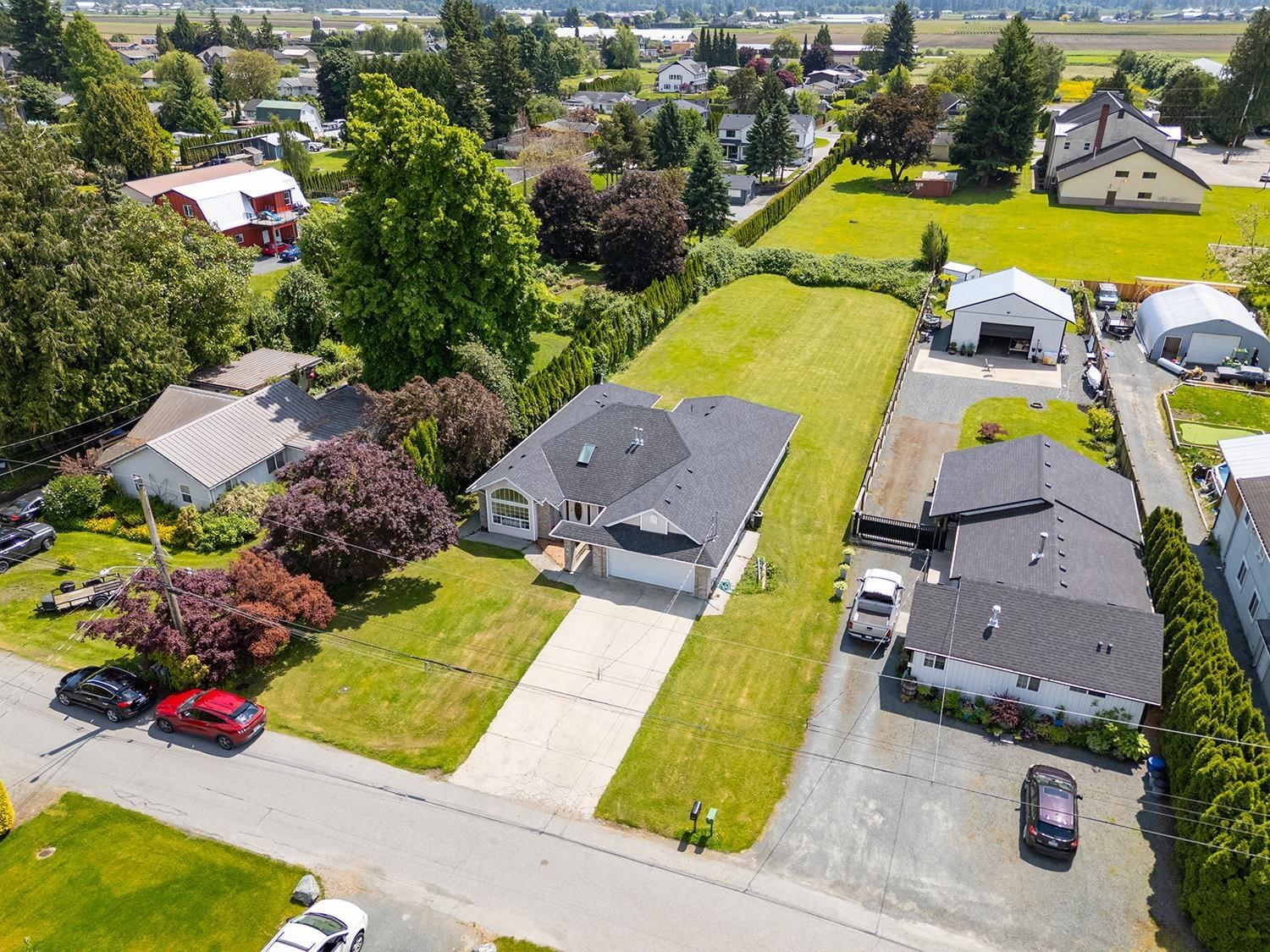 Listing Image 6