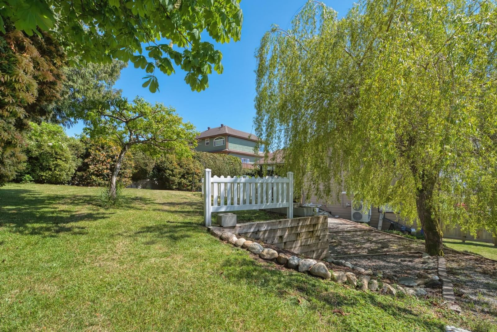 Listing Image 30