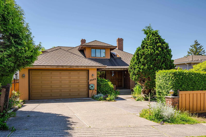 7342 Curtis Street, Burnaby, British Columbia