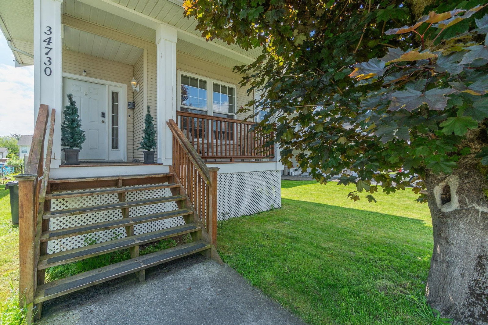 Listing Image 3