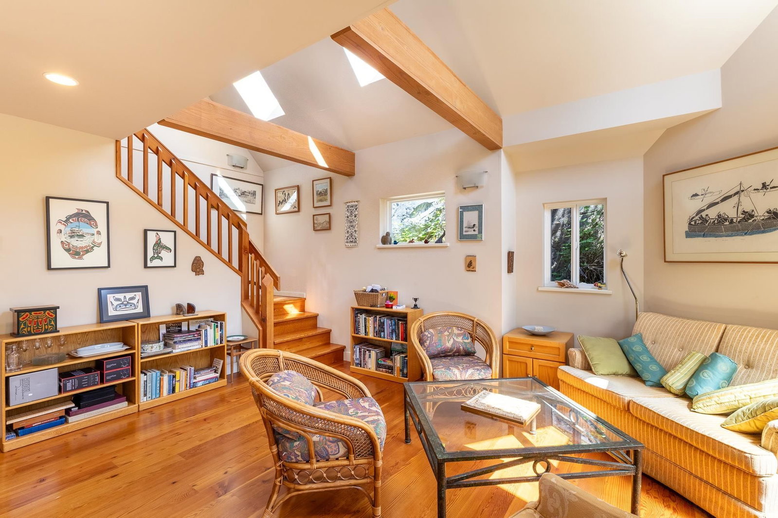 Listing Image 6