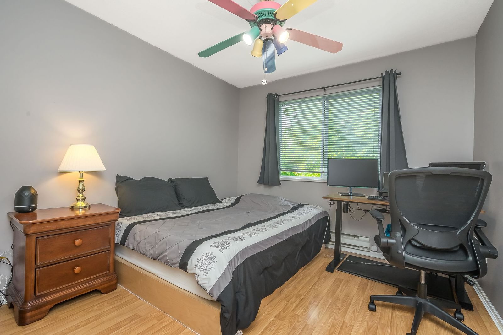 Listing Image 22