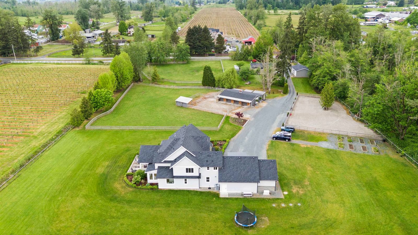 Listing Image 40