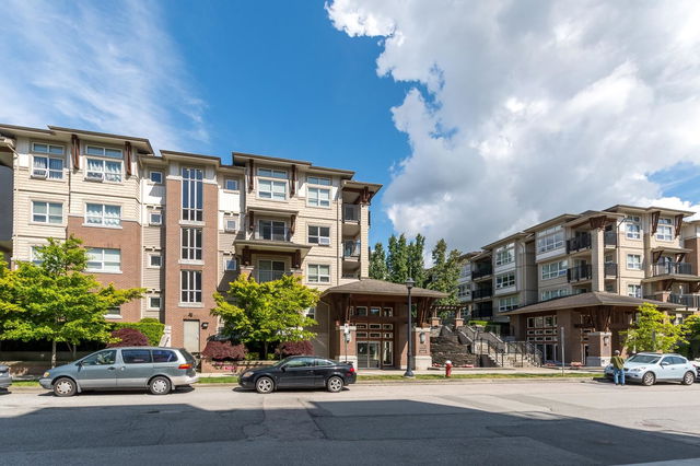 323 - 6800 Eckersley Road