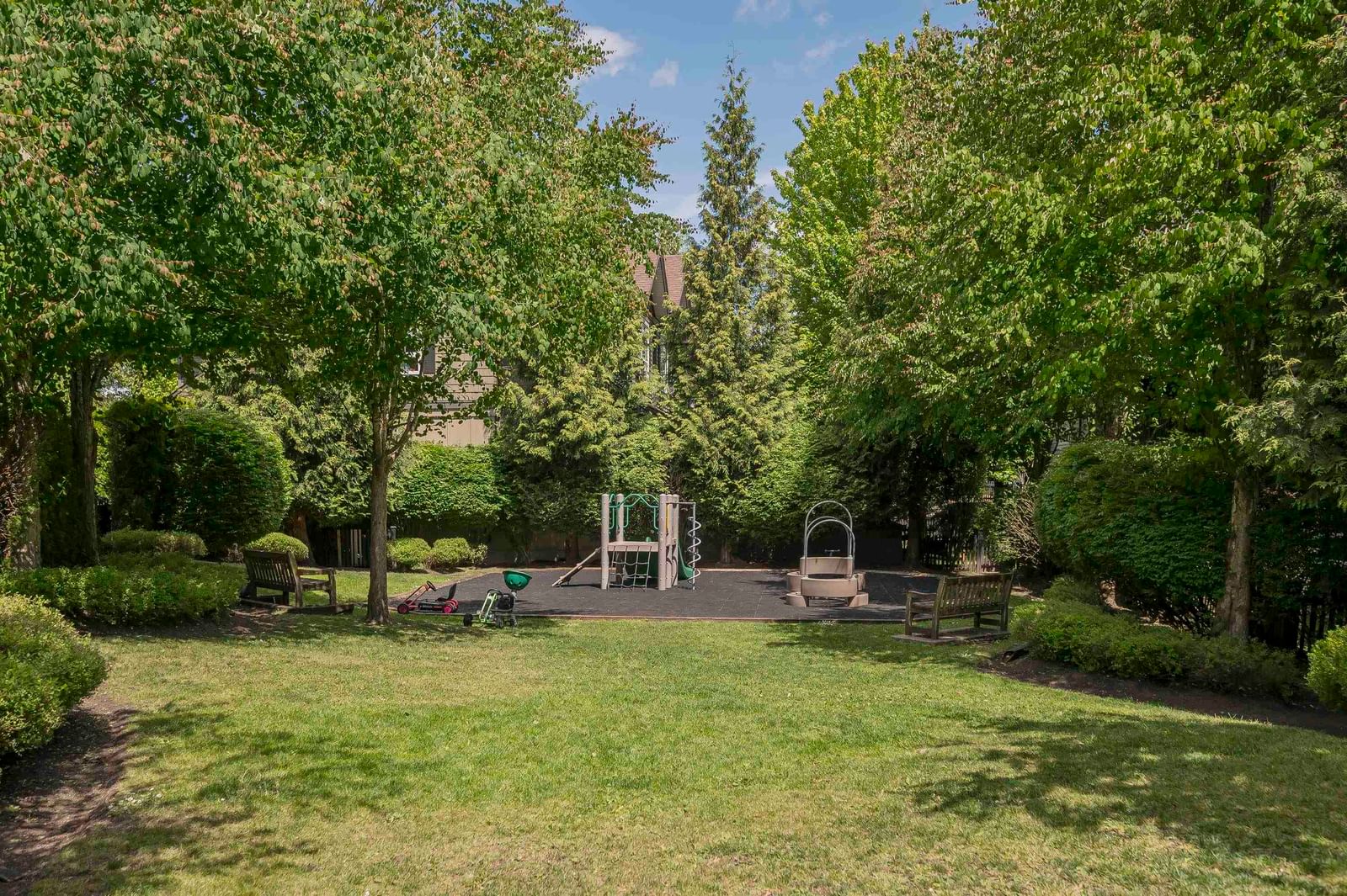 Listing Image 36