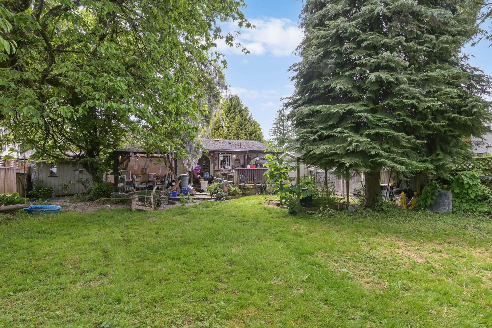 Listing Image 16