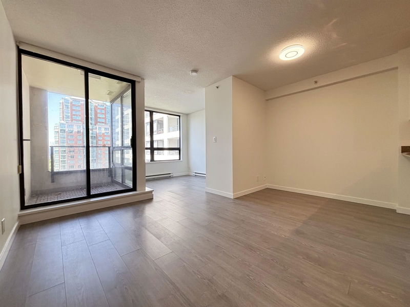938 Smithe Street #1712, Vancouver, British Columbia