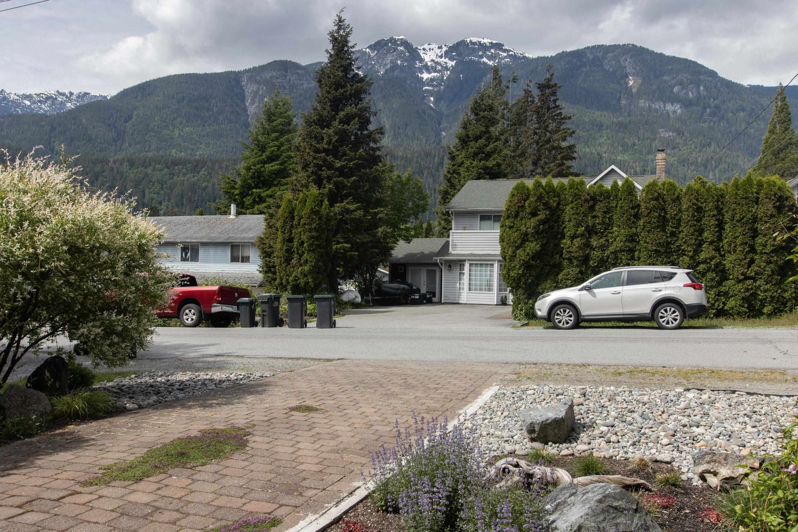 Listing Image 19