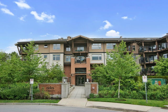 209 - 300 Klahanie Drive