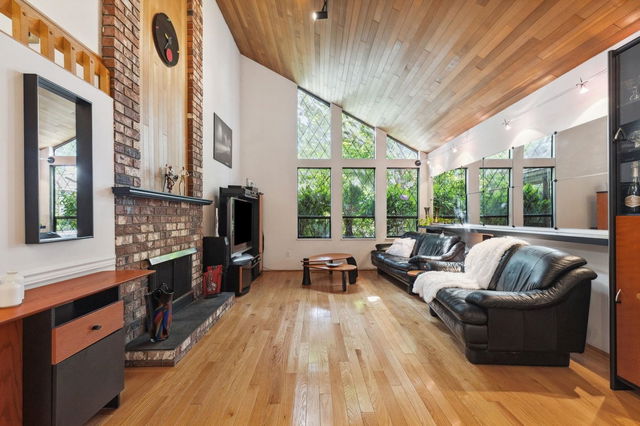 5195 Sapphire Place