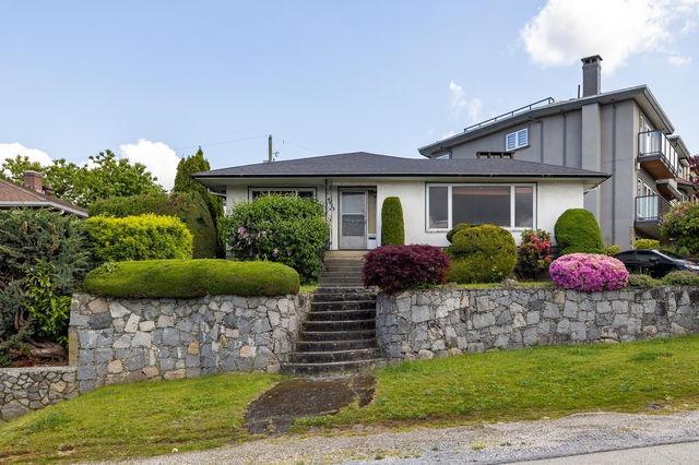 4835 Empire Drive