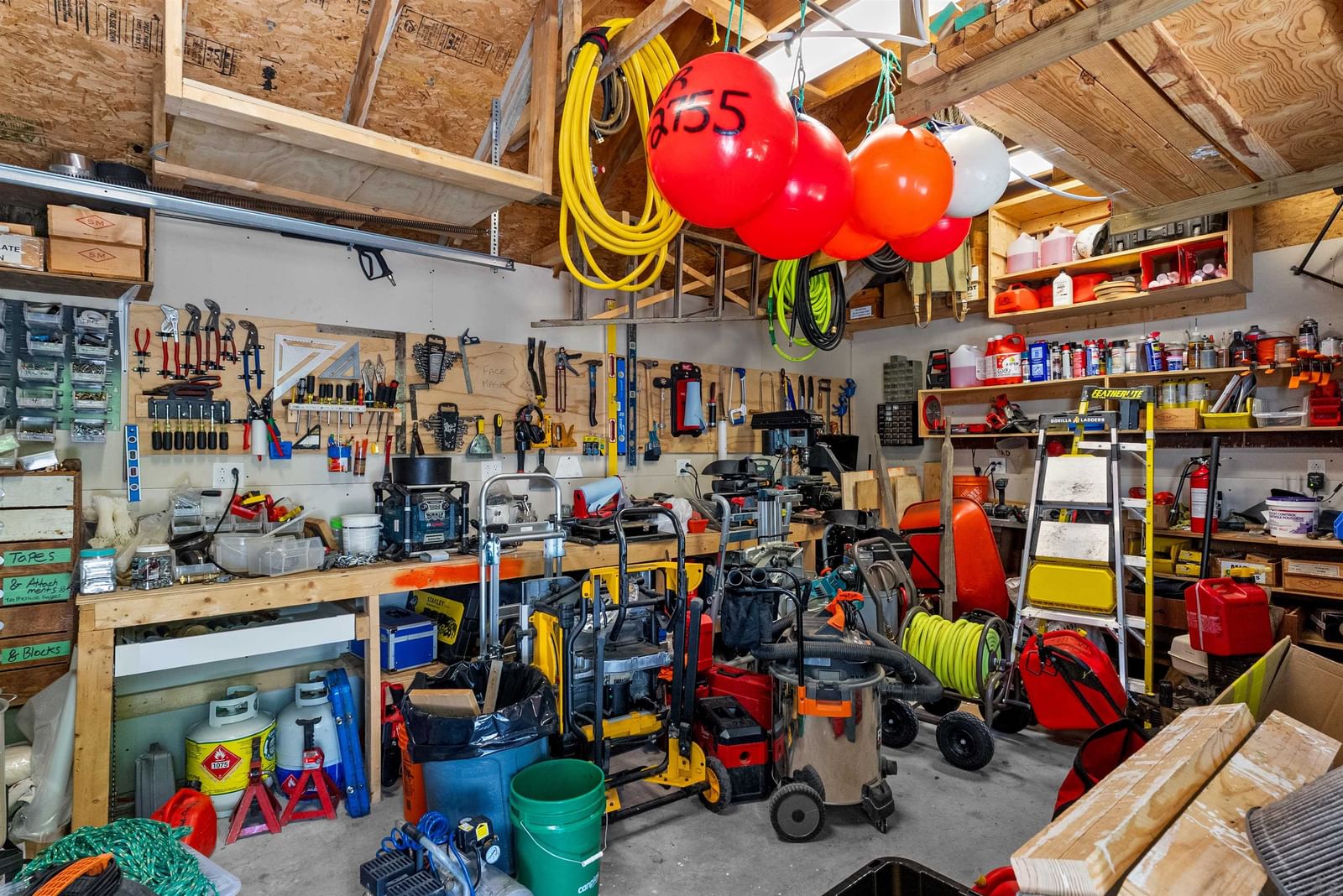 Listing Image 31
