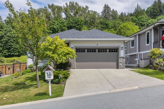 5 - 8295 Nixon Road