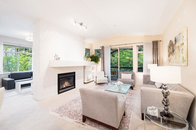 202 - 3125 Capilano Crescent