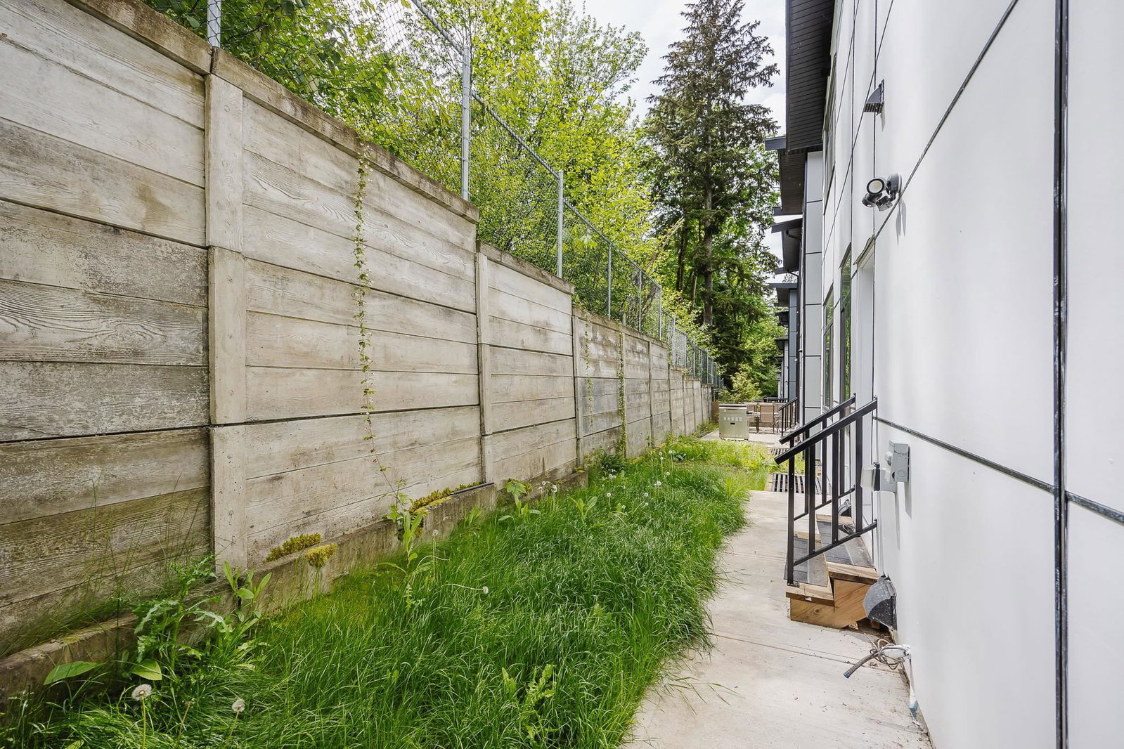 Listing Image 37