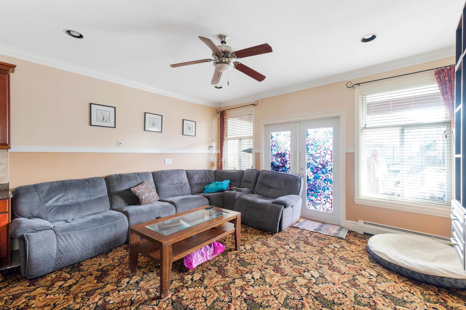 Listing Image 7