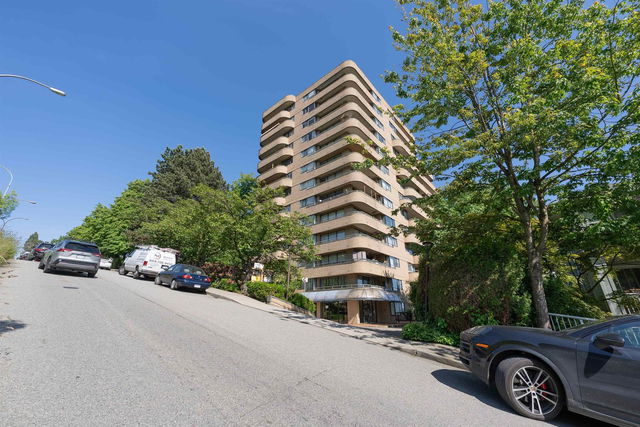 302 - 1026 Queens Avenue