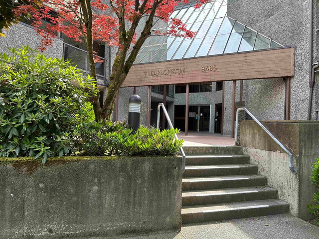 320 - 8460 Ackroyd Road