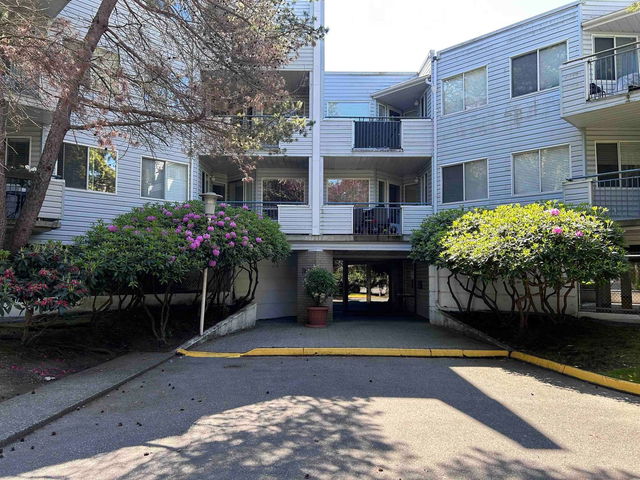 301 - 7840 Moffatt Road