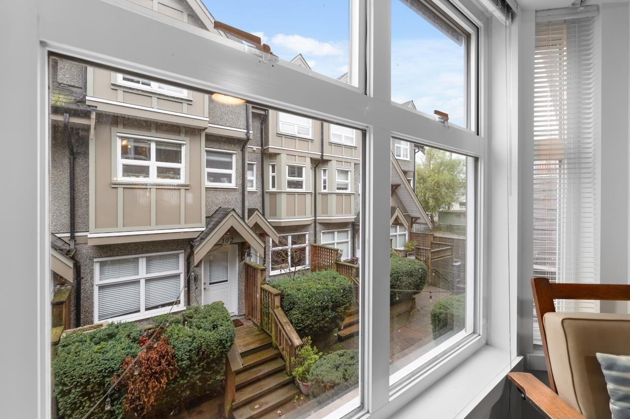 Listing Image 9
