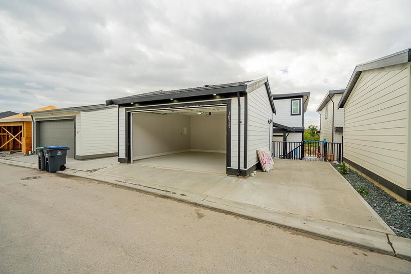 16717 15a Avenue, Surrey, V3S 9X7 | Image 2