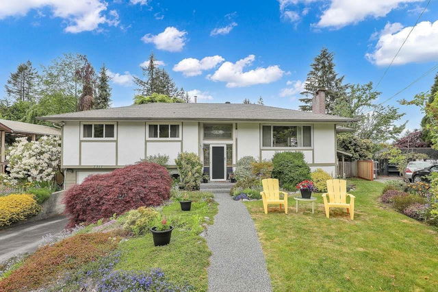 2313 Vista Court
