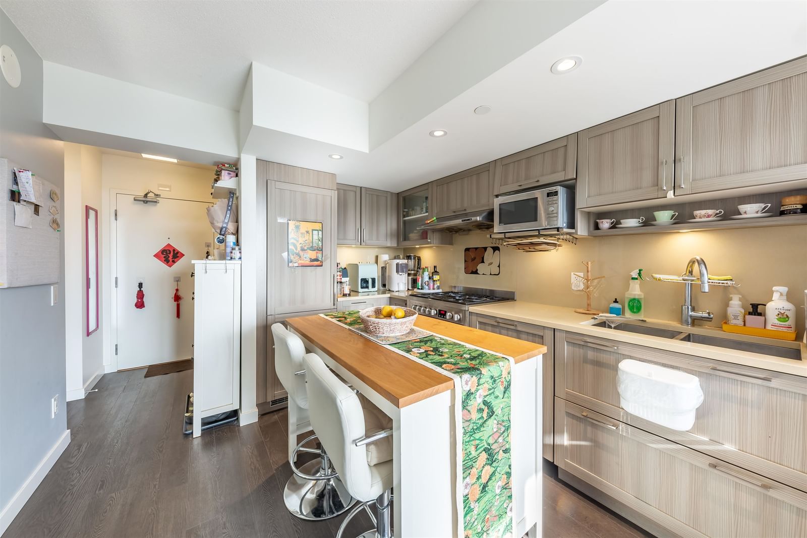Listing Image 10