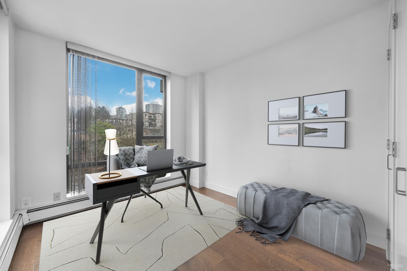 Listing Image 5