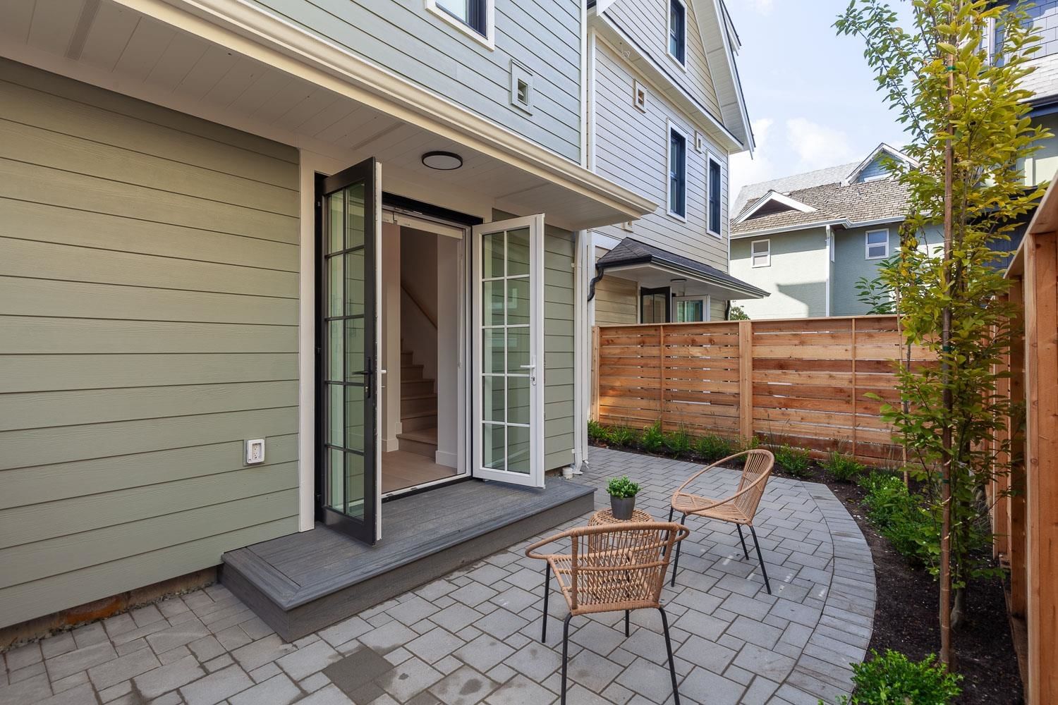 Listing Image 9