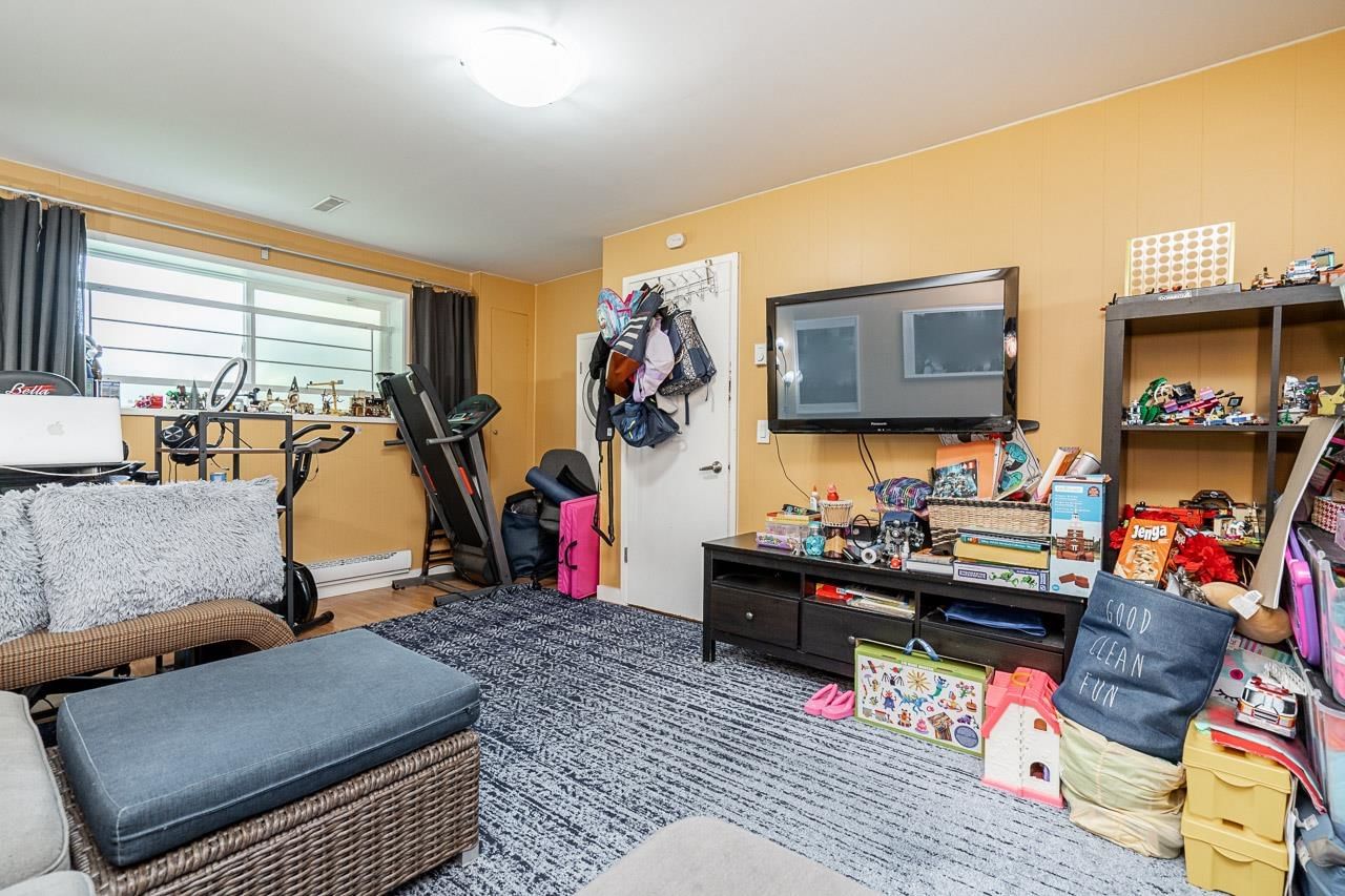 Listing Image 18