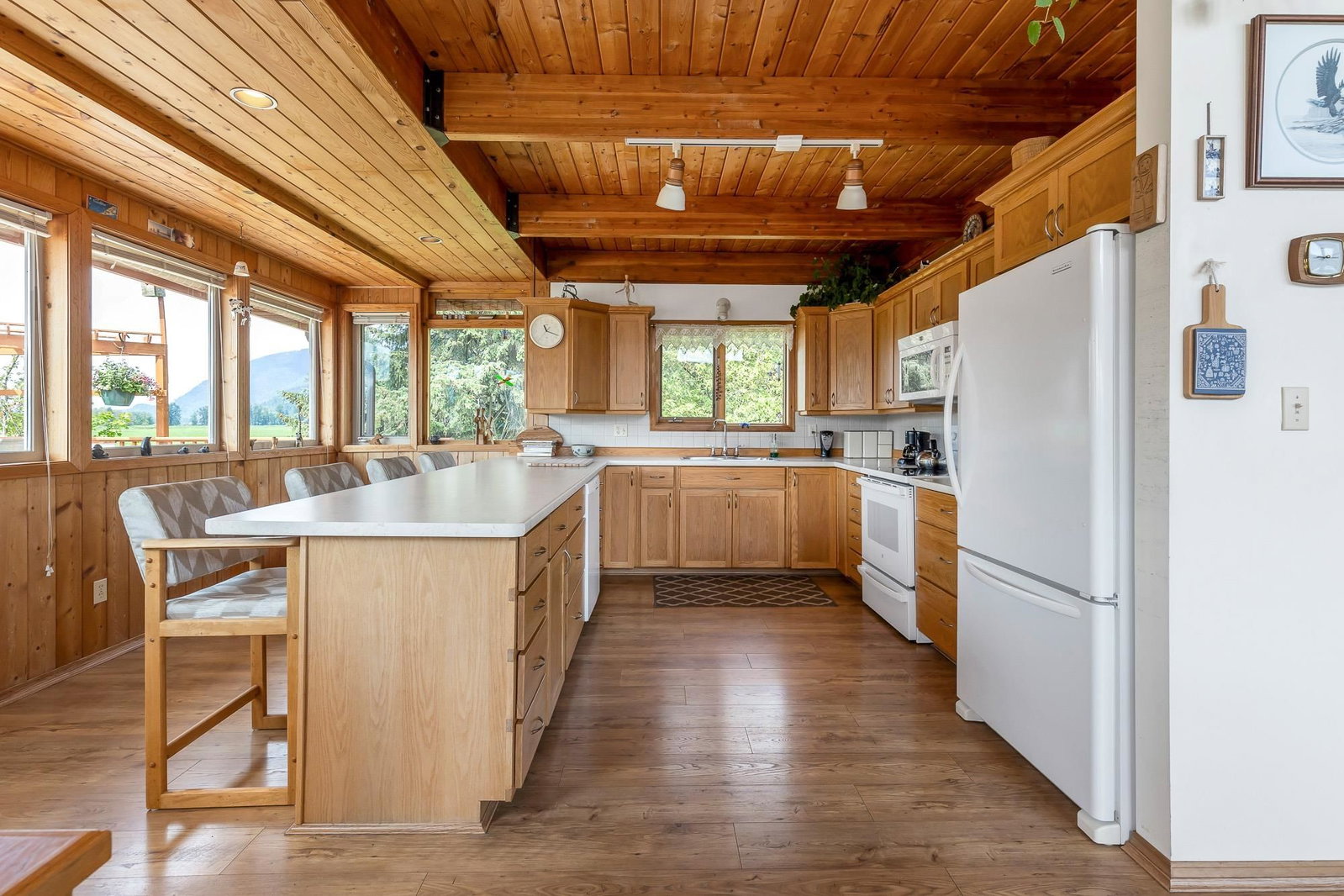 Listing Image 13