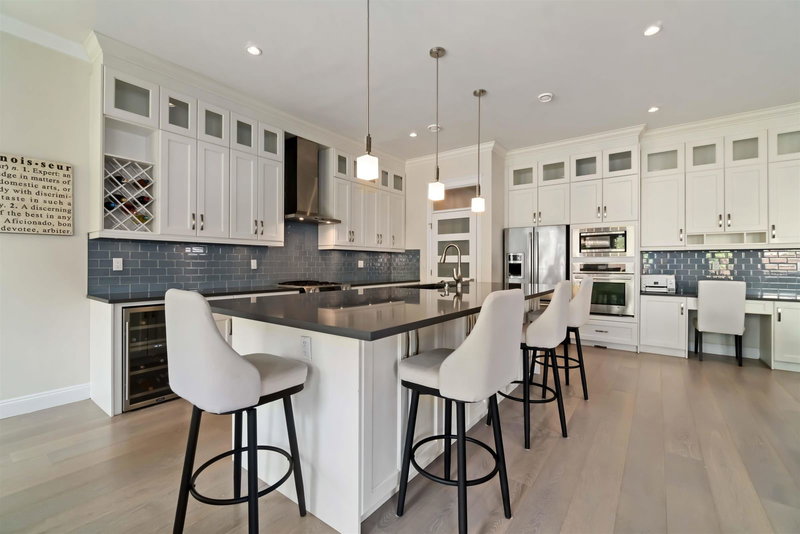 3461 Darwin Avenue, Coquitlam, V3B 3H6 | Image 3