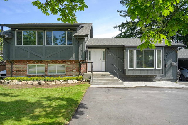 5153 Cliff Drive