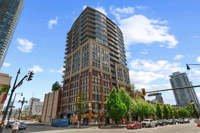 606 - 14 Begbie Street