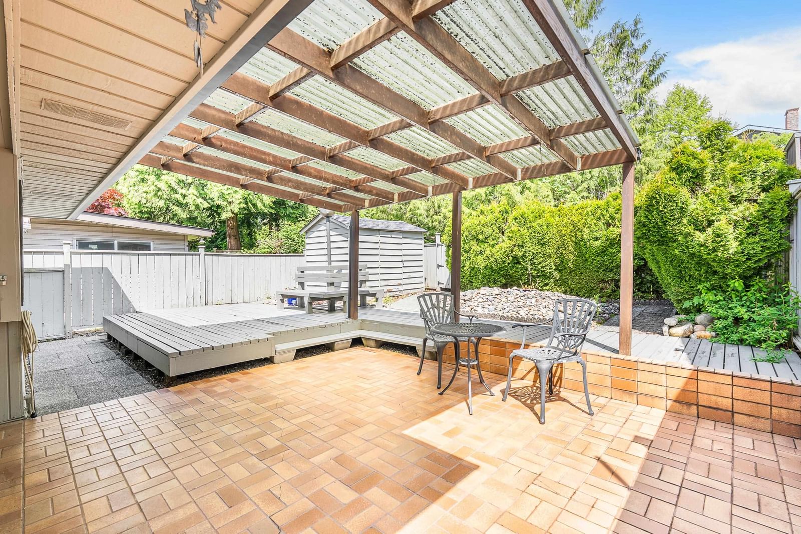 Listing Image 18