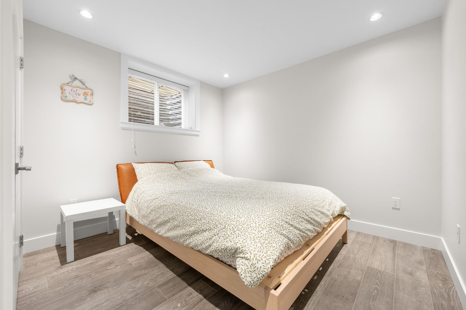 Listing Image 30