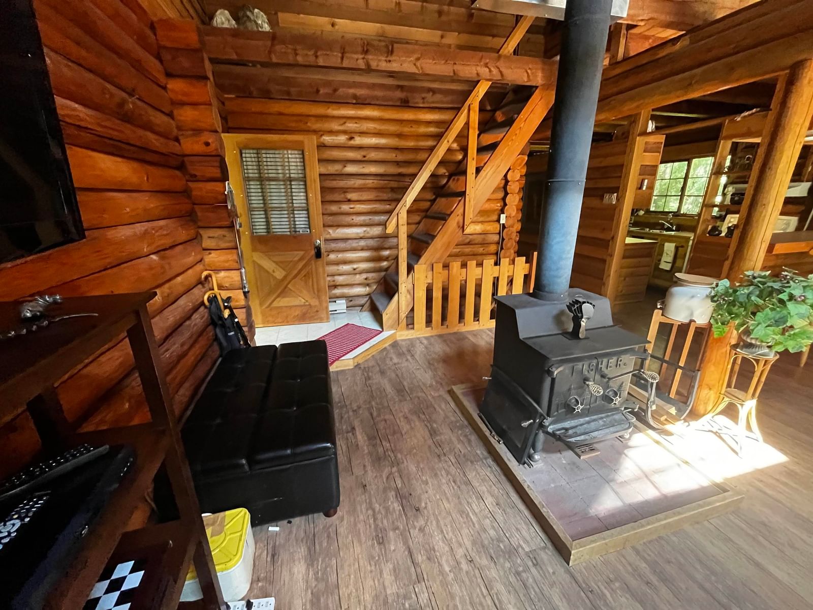 Listing Image 6