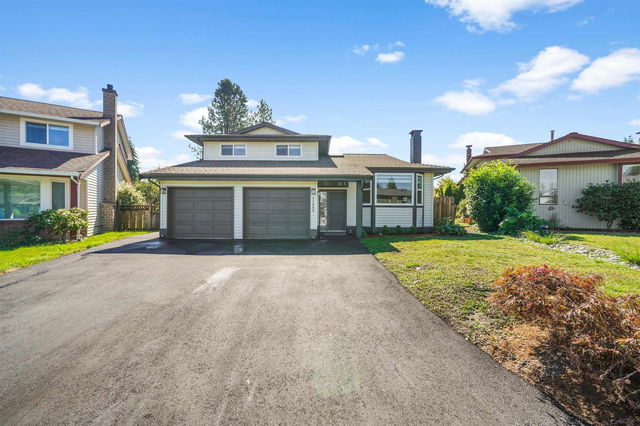 23005 Apple Grove