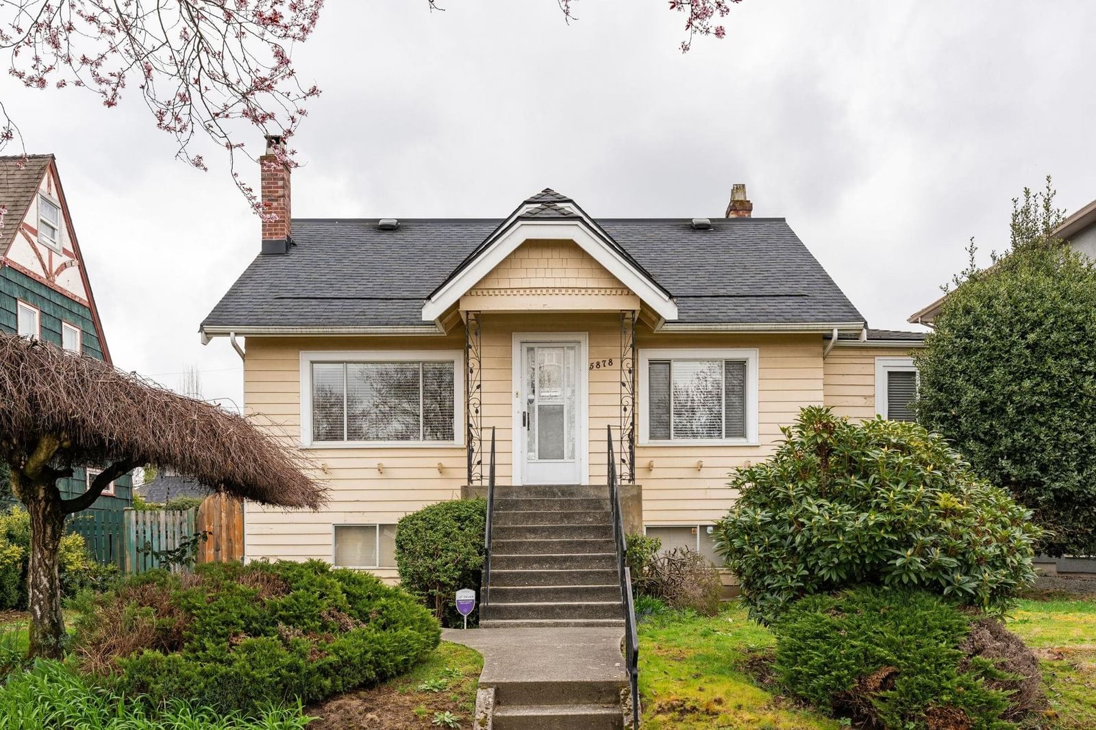 Listing Image 1