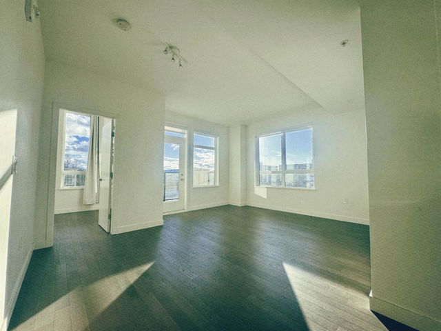 412 - 4033 May Drive