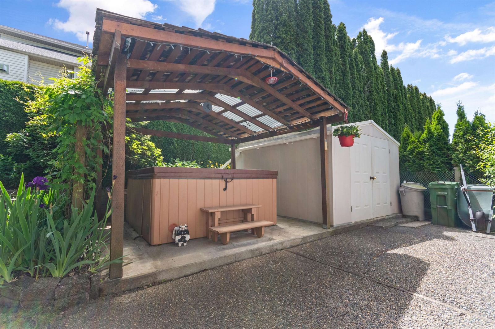 Listing Image 10