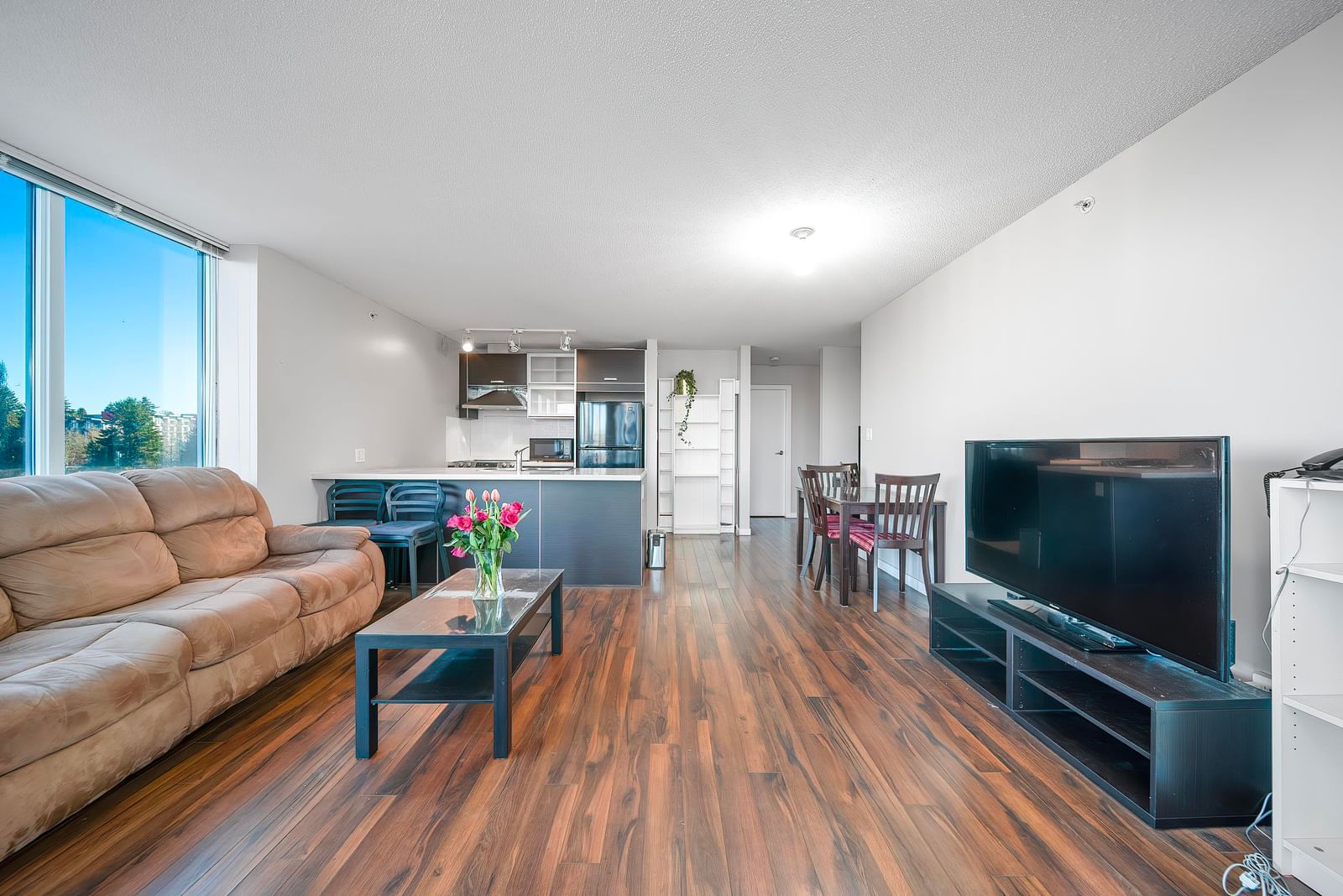 Listing Image 18