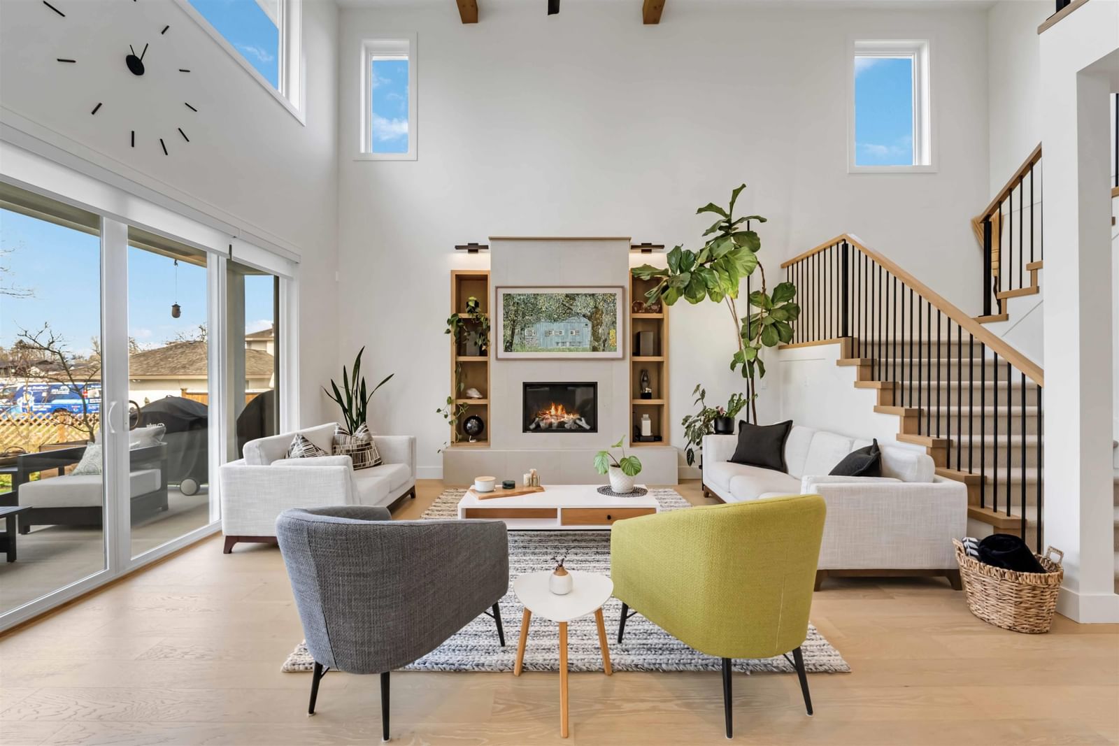 Listing Image 10