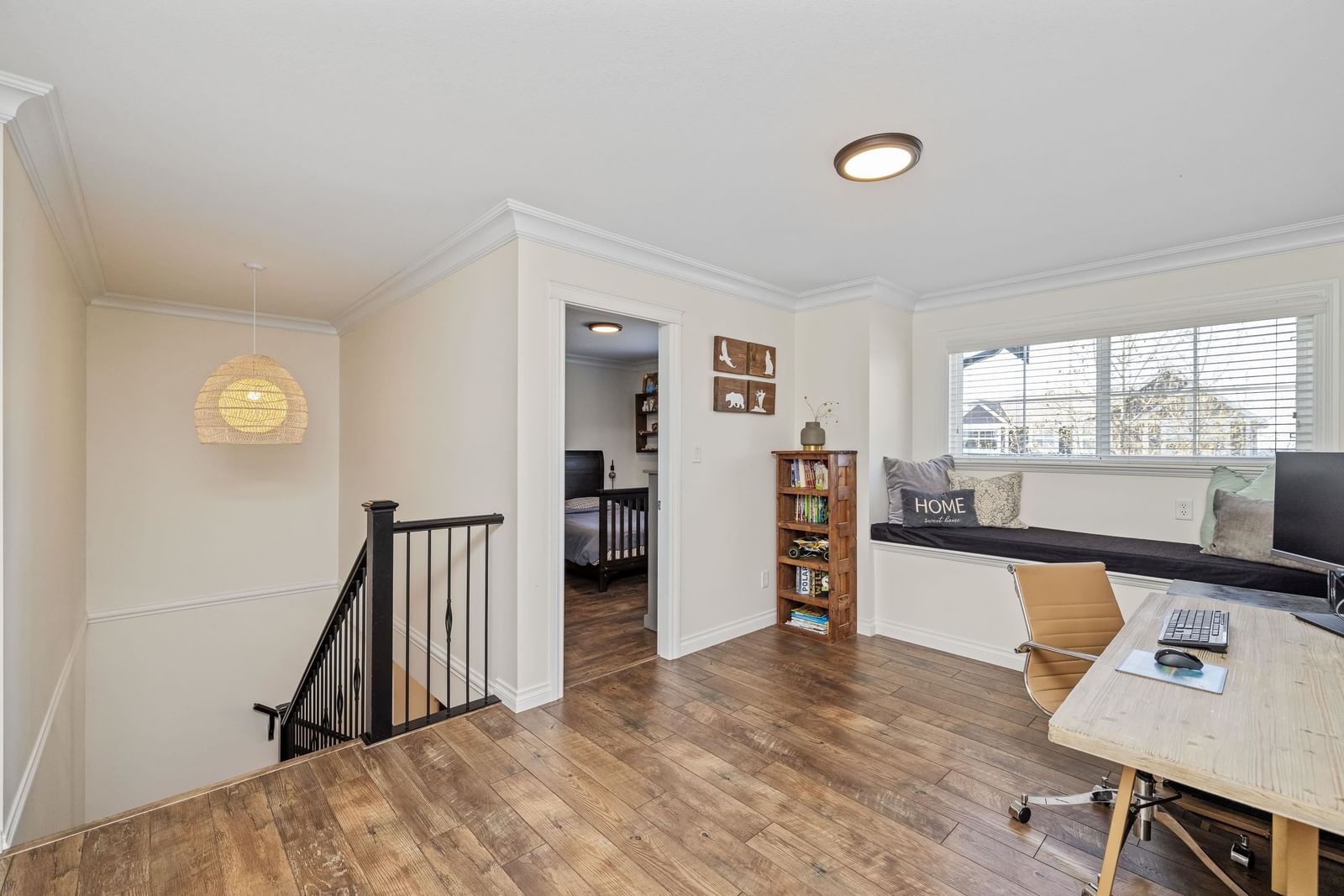 Listing Image 12