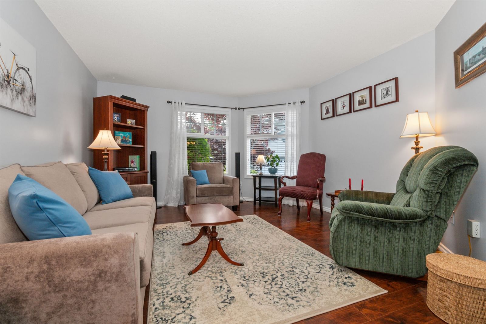 Listing Image 2
