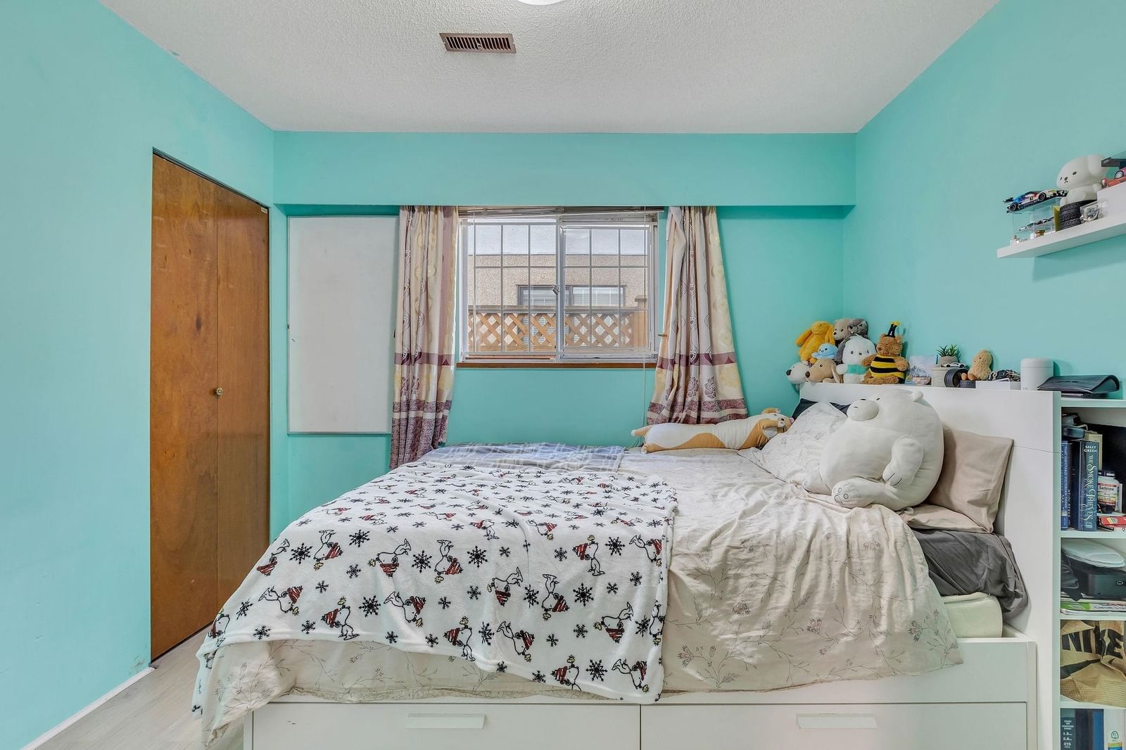Listing Image 13