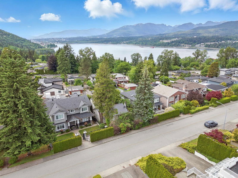7231 Barnet Road, Burnaby, British Columbia