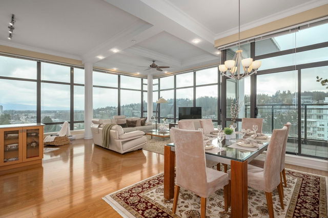 2701 - 400 Capilano Road