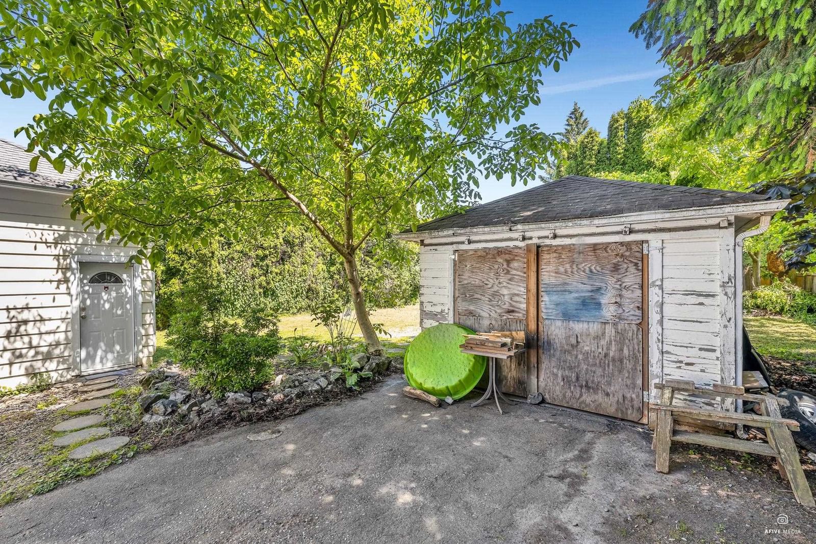Listing Image 18
